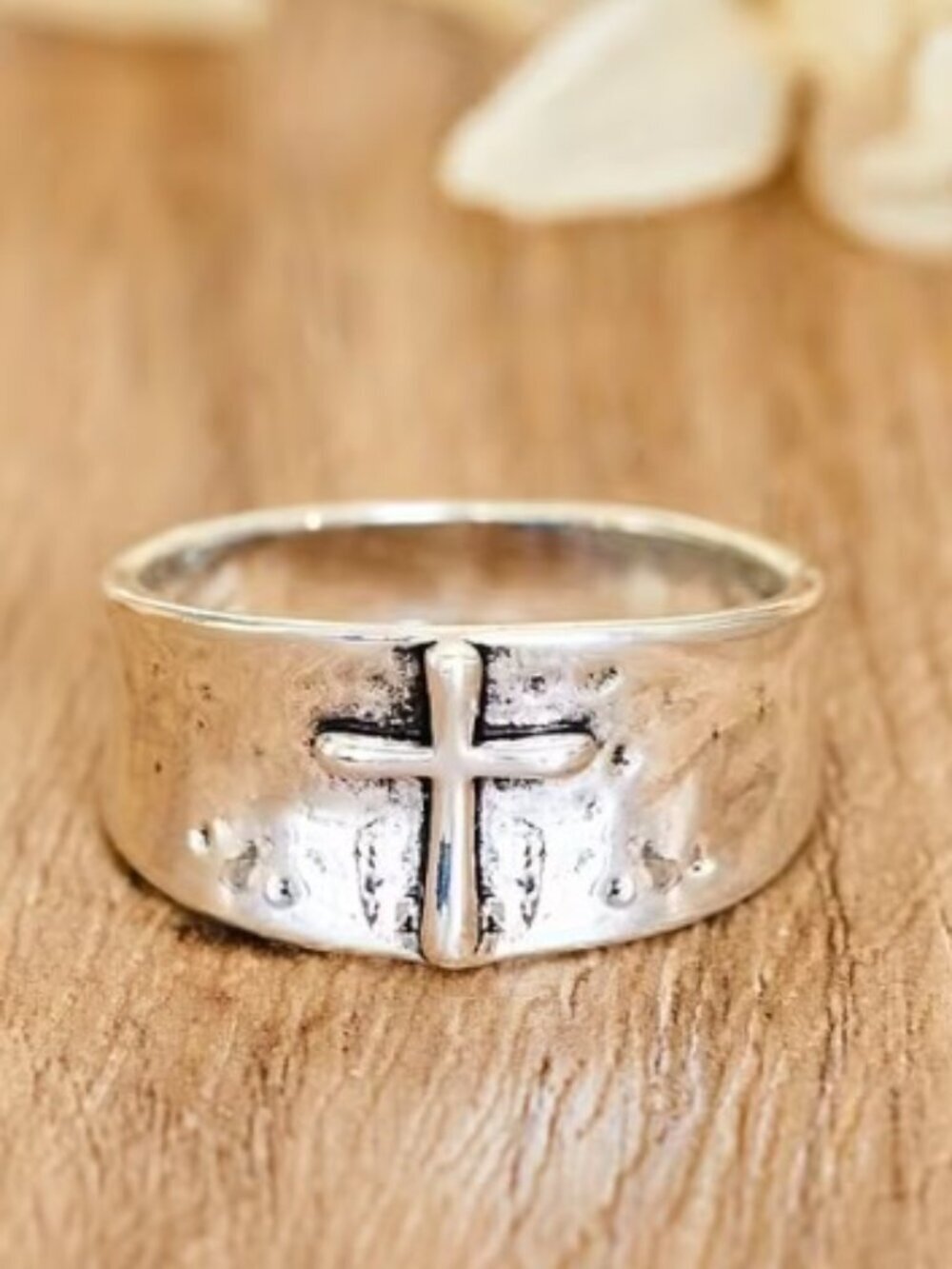 Boho Minimalist Wide-band Ring Silver-tone Cross Pattern Ring Size 11